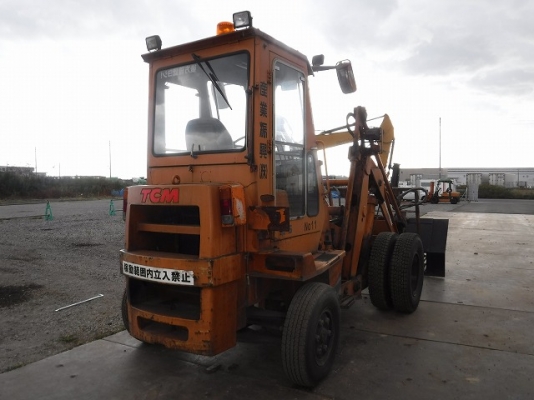 ขายรถตักล้อยาง TCM SD25Z6 นำเข้าเองจากญี่ปุ่น สภาพสวยพร้อมใช้ ถึงเร็วๆนี้ครับ