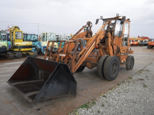 ขายรถตักล้อยาง TCM SD25Z6 นำเข้าเองจากญี่ปุ่น สภาพสวยพร้อมใช้ ถึงเร็วๆนี้ครับ