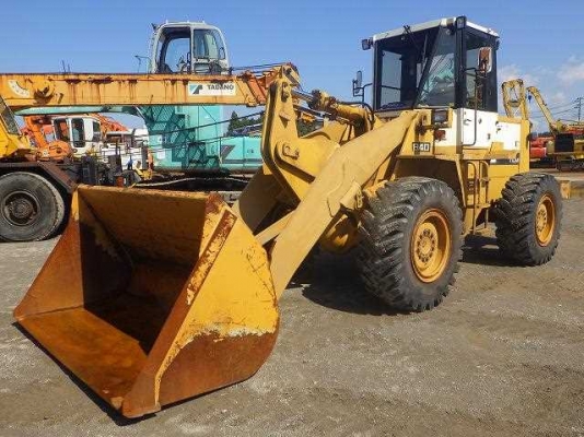 ขายรถตักล้อยาง TCM 840-2 แขนยาวพิเศษ นำเข้าเองจากญี่ปุ่น สภาพสวยพร้อมใช้ ถึงเร็วๆนี้ครับ