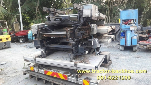 ขาย ฝาปิดท้ายลิฟต์ไฟฟ้า ติดรถบรรทุก จำนวนมาก ยาว 2 ม. = 26,000 บ ยาว 2.3 ม. = 32,000 บ. ยาว 2.4 ม. = 36,000 บ.