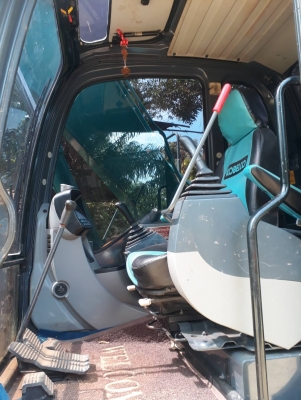 รถแม็คโคร KOBELCO SK 140 รถแม็คโคร KOBELCO SK 140