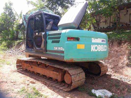 รถแม็คโคร KOBELCO SK 140 รถแม็คโคร KOBELCO SK 140