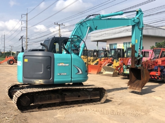 ขายรถขุด KOBELCO SK125SR YV06 ปี 2013 นำเข้าเองจากญี่ปุ่น สภาพสวยพร้อมใช้ มีVDOการทำงานครับ