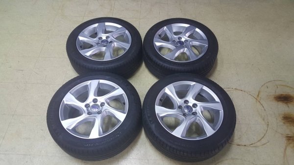 ล้อ Volvo v40 ขอบ17 พร้อมยาง
