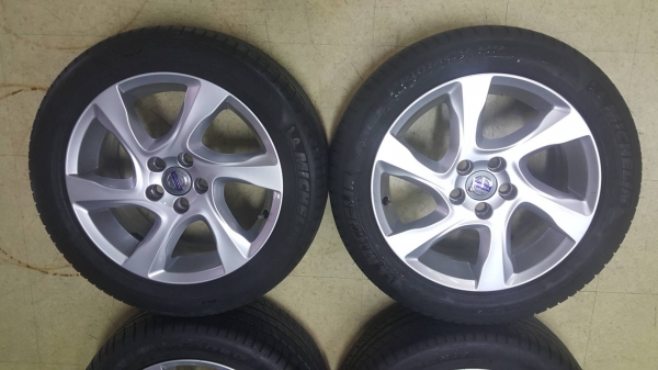 ล้อ Volvo v40 ขอบ17 พร้อมยาง ล้อ Volvo v40 ขอบ17 พร้อมยาง