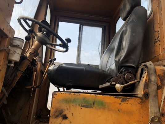 ขายรถตัก TCM  STD25 เก่าญี่ปุ่น สภาพใช้งานได้ ราคาแสนจะถูก 148,000 บาท สนใจโทร 0637941109 แนนค่ะ????