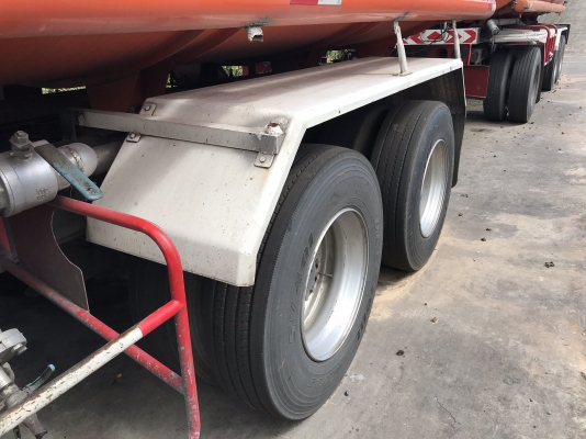 ขายด่วน360ถังน้ำมันพืช มี2พ่วงปี56-57 รหัสDTท่อสั้น วิ่ง300000โลสวยพร้อมใช้งาน