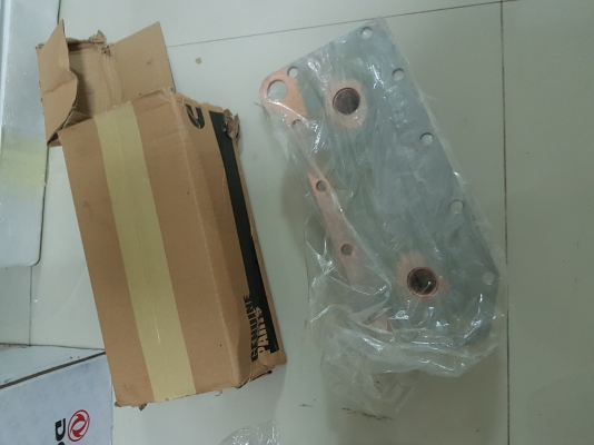ออยคูลเลร์เครื่อง และฝาออย cummins 6BT 6CT