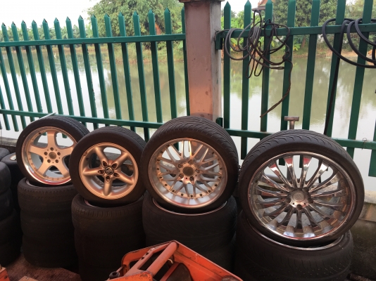 ขายล้อเก่าญี่ปุ่นมีหลายขนาด สนใจสอบถามได้ครับหรือทัก ไลด์ มาครับ