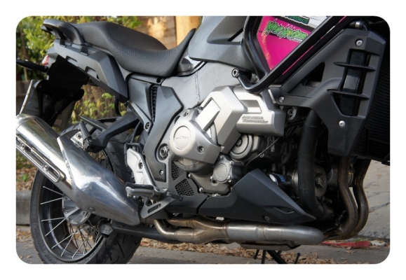 ขาย Honda VFR1200X 2015 ทะเบียน รถศูนย์ Honda BIGWING พร้อมออกทริป