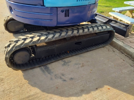 ขายรถขุด Hitachi EX33MU เครื่องยนต์คูโบต้าD1503 จำนวน3สูบ คอนโทรลน้ำมัน ปั้มนิ้ว แทรคยาง มีใบมีด สวิงบูม รถเก่านอก (มีเอกสาร) ยังไม่ผ่านการใช้งานในไทย ขายรถขุด Hitachi EX33MU เครื่องยนต์คูโบต้าD1503 จำนวน3สูบ คอนโทรลน้ำมัน ปั้มนิ้ว แทรคยาง มีใบมีด สวิงบูม รถเก่านอก (มีเอกสาร) ยังไม่ผ่านการใช้งานในไทย
