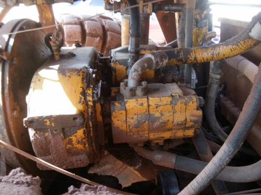 ขายรถบดไดนาแพ็ก10ตันสั่นสะเทือนล้อหนามเอกสารอินวอยราคา 500,000