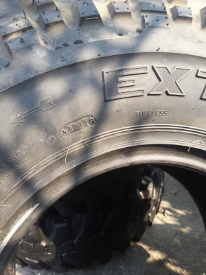 ตะขาบ Simex 35-11.5-16 ปี13 สภาพดี 1ชุด ตะขาบ Simex 35-11.5-16 ปี13 สภาพดี 1ชุด
