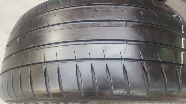 ขายยาง\% 235/45/18 ปี 2217 MICHERLIN Pilot4 4 เส้น ขายยาง\% 235/45/18 ปี 2217 MICHERLIN Pilot4 4 เส้น