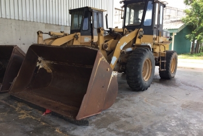 ขายด่วน รถตักล้อยาง. CAT. 924 F  สภาพดีมาก ติดต่อด่วน. 0910617179