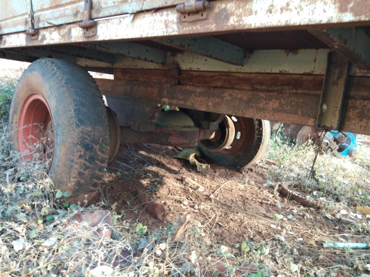 พ่วงลากรถไถ