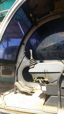 ขาย 530,000 KOBELCO sk 60-5 super ไฟฟ้าครบ เครื่องดี ปั้มแรง เอวแน่น ช่วงล่างเต็ม แอร์หนาว เอกสารอินวอยทร์ รถสวยพร้อมใช้ รถอยู่ นครสวรรค์  090-772-3710 090-772-3708