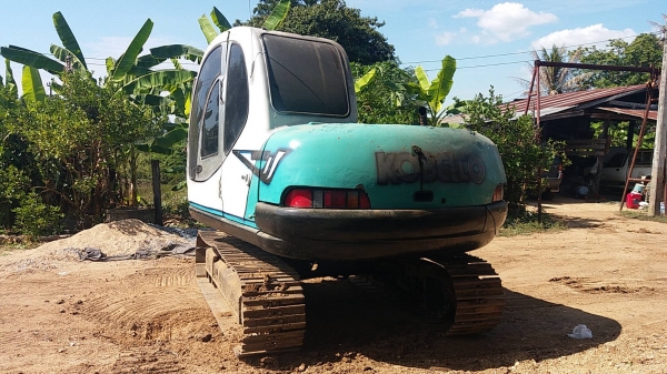 ขาย 530,000 KOBELCO sk 60-5 super ไฟฟ้าครบ เครื่องดี ปั้มแรง เอวแน่น ช่วงล่างเต็ม แอร์หนาว เอกสารอินวอยทร์ รถสวยพร้อมใช้ รถอยู่ นครสวรรค์  090-772-3710 090-772-3708