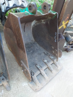 ขายบุ้งกี๋รถสำหรับขุดขนาด 40-50-60 รูสลัก 45 มิล ซอกแขน 17 ซม. ปากบุ้งกี๋ 60 ซม. สินค้าเก่านอก ยังไม่เคยใช้งานในไทย ขายบุ้งกี๋รถสำหรับขุดขนาด 40-50-60 รูสลัก 45 มิล ซอกแขน 17 ซม. ปากบุ้งกี๋ 60 ซม. สินค้าเก่านอก ยังไม่เคยใช้งานในไทย