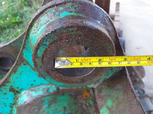 ขายบุ้งกี๋รถสำหรับขุดขนาด 40-50-60 รูสลัก 45 มิล ซอกแขน 17 ซม. ปากบุ้งกี๋ 60 ซม. สินค้าเก่านอก ยังไม่เคยใช้งานในไทย ขายบุ้งกี๋รถสำหรับขุดขนาด 40-50-60 รูสลัก 45 มิล ซอกแขน 17 ซม. ปากบุ้งกี๋ 60 ซม. สินค้าเก่านอก ยังไม่เคยใช้งานในไทย