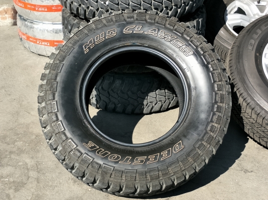 ขายยางDEESTONE MUD CLAWER 265/75/17 ปี16ดอกสวย