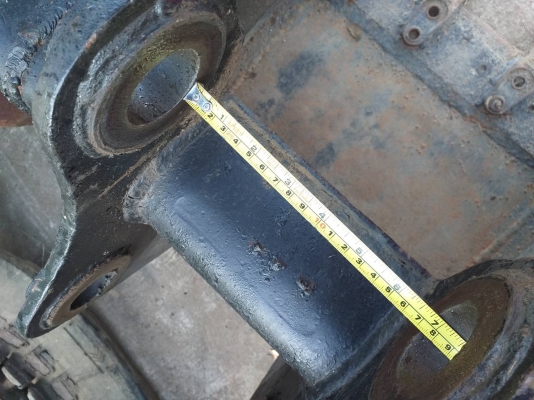 ขายบุ้งกี๋รถสำหรับขุดขนาด 40-50-60 รูสลัก 45 มิล ซอกแขน 17 ซม. ปากบุ้งกี๋ 60 ซม. สินค้าเก่านอก ยังไม่เคยใช้งานในไทย