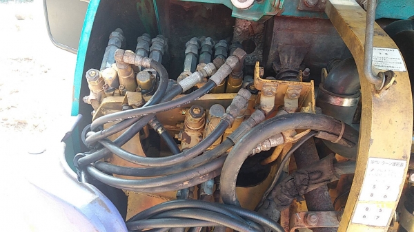 ขาย 395,000  เครื่องดี ปั้มแรง เอวแน่น ช่วงล่างเต็ม แอร์หนาว เอกสารอินวอยทร์ รถสวยพร้อมใช้ รถอยู่ นครสวรรค์  090-772-3710 090-772-3708