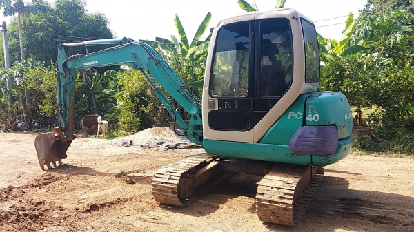 ขาย 395,000  เครื่องดี ปั้มแรง เอวแน่น ช่วงล่างเต็ม แอร์หนาว เอกสารอินวอยทร์ รถสวยพร้อมใช้ รถอยู่ นครสวรรค์  090-772-3710 090-772-3708