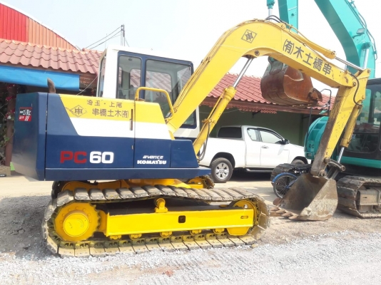 ขายจ้า..KOMATSU PC60-6 เก่านอกแท้ เดิมๆๆ ใช้งานมาแค่ 2,xxx ชั่วโมง..พร้อมใช้ โทร 089-3818694 จ๊อย. ขายจ้า..KOMATSU PC60-6 เก่านอกแท้ เดิมๆๆ ใช้งานมาแค่ 2,xxx ชั่วโมง..พร้อมใช้ โทร 089-3818694 จ๊อย.