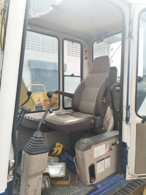 ขาย PC60-6#37823 จากญี่ปุ่น ไม่เคยใช้ในไทย เดิมๆ เก็บสีมาจากญี่ปุ่น บอดี้สวย ช่วงล่างเต็ม ระบบดี ขาย PC60-6#37823 จากญี่ปุ่น ไม่เคยใช้ในไทย เดิมๆ เก็บสีมาจากญี่ปุ่น บอดี้สวย ช่วงล่างเต็ม ระบบดี