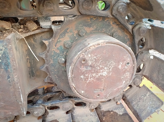 ขาย komatsu 28uu พร้อมใช้ ขาย komatsu 28uu พร้อมใช้