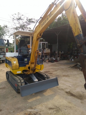 รถแบคโฮ KOMATSU PC15-6 รถเก่านอกนำเข้า ยังไม่เคยใช้งานในไทย ชม.การทำงาน 2000+ ชม. รถสวยสภาพดี เทียบเท่า 20 เร็วแรง ไม่โหลด พร้อมใช้งาน มีเอกสารใบอินวอยซ์ มี VDO การทำงานให้ชม