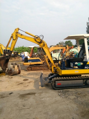 รถแบคโฮ KOMATSU PC15-6 รถเก่านอกนำเข้า ยังไม่เคยใช้งานในไทย ชม.การทำงาน 2000+ ชม. รถสวยสภาพดี เทียบเท่า 20 เร็วแรง ไม่โหลด พร้อมใช้งาน มีเอกสารใบอินวอยซ์ มี VDO การทำงานให้ชม