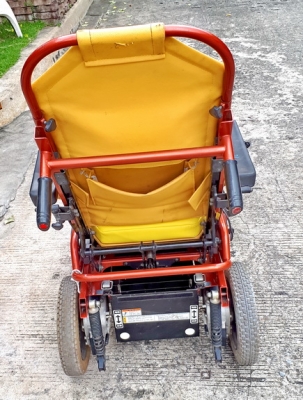 ขายวีลแชร์ไฟฟ้าของมือสองจากญี่ปุ่น