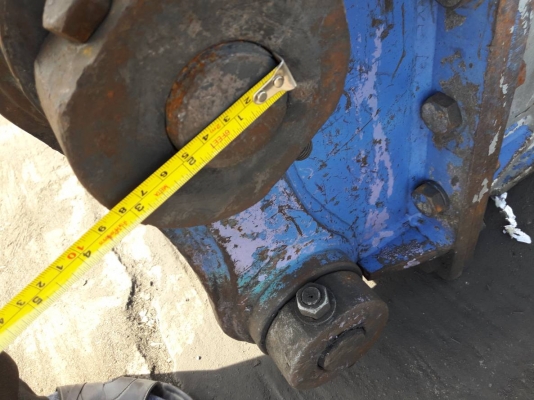 ขายหัวกระแทกสำหรับรถขุดขนาดPC 60-80 รูสลัก 50 มิล ซอกแขน 20 ซม. เข็มเจาะยาว 32 ซม. สินค้าเก่านอกยังไม่ผ่านการใช้งานในไทย ขายหัวกระแทกสำหรับรถขุดขนาดPC 60-80 รูสลัก 50 มิล ซอกแขน 20 ซม. เข็มเจาะยาว 32 ซม. สินค้าเก่านอกยังไม่ผ่านการใช้งานในไทย