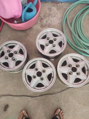 ล้อมิร่า ขอบ12/4รู110 ชุด4วง3500บาท โทร0879050181.ส่งได้ทั่วไทย