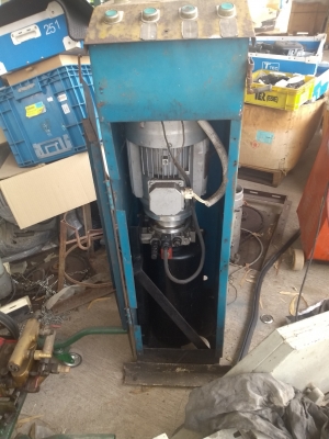 ตู้ปั๊มไฮดรอลิค