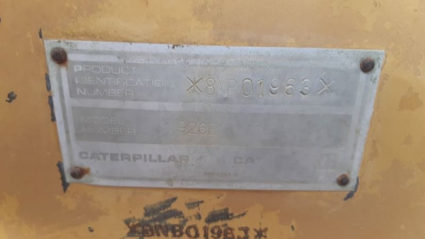 ขาย 690,000 รถตักล้อยาง CAT 926 E เครื่องดี เกียร์แรง เอวแน่น มีเก๋ง ยางดี รถสวยพร้อมใช้ เอกสารซื้อขาย รถอยู่ นครปฐม 090-772-3710 090-772-3708