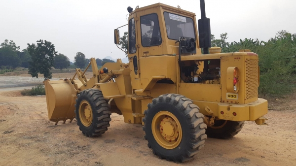 ขาย 595,000 รถตักล้อยาง CAT 930 เครื่องดี เกียร์แรง ระบบไฮดอลิคแรง เอวแน่น ยางดี แอร์หนาว รถตรวจเช็คใหม่ทั้งคัน สวยพร้อมใช้ เอกสารซื้อขาย รถอยู่ นครปฐม 090-772-3710 090-772-3708
