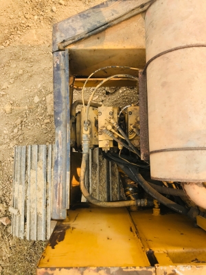 ขาย 375,000 KOMATSU pc 120-3 เล่มทะเบียน เครื่องดี ปั้มแรง เอวแน่น โซ่ใหม่ รอนเลอร์ดี เฟรมสวย ตัวเดินดังนิดหน่อยหนึ่งข้าง รถสวยพร้อมใช้ รถอยู่ นครปฐม 090-772-3710 090-772-3708