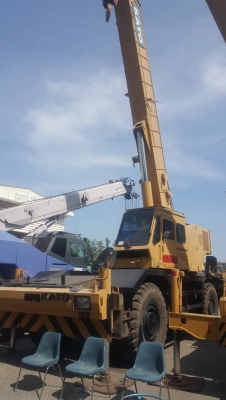 ขายด่วน MOBILE CRANE 50 TON สนใจติดต่อคุณรัตนศักดิ์ 081-7621704