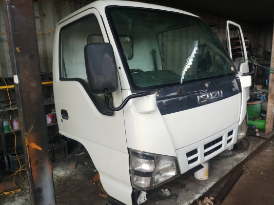 หัวเก๋ง ISUZU NKR