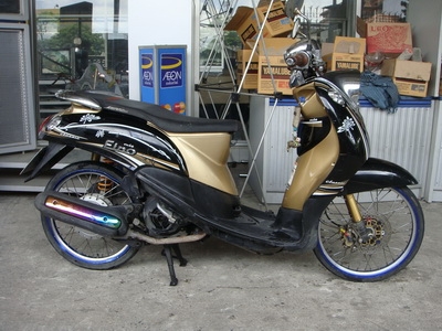 ฟีโน่ 10000 บาท
