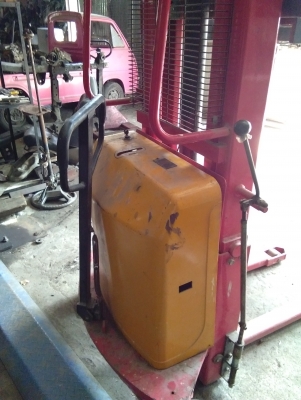 ขายแฮนลิฟท์ยกของใช้แบตเตอรี่ ขายแฮนลิฟท์ยกของใช้แบตเตอรี่