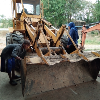 ขายด่วนรถตักCAT922รถสวยพร้อมใช้งานเครืองดีปั้มแรง