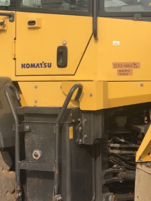 ขายรถตักล้อยาง KOMATSU WA270-6 นำเข้าเองจากญี่ปุ่น สภาพสวยพร้อมใช้ มีVDOการทำงานครับ