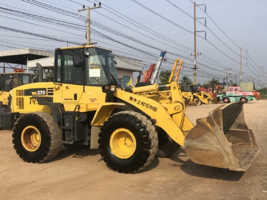 ขายรถตักล้อยาง KOMATSU WA270-6 นำเข้าเองจากญี่ปุ่น สภาพสวยพร้อมใช้ มีVDOการทำงานครับ