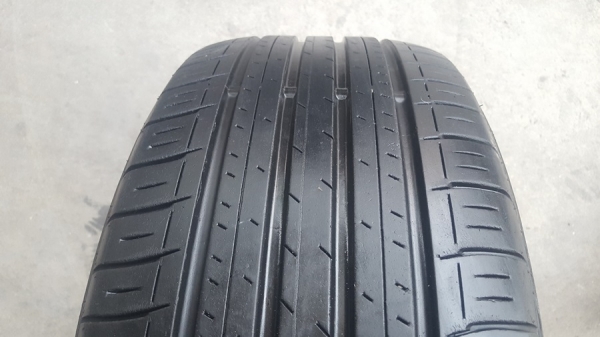 ขายยาง\% 215/55/16 ปี 2416 DUNLOP EC300 4 เส้น