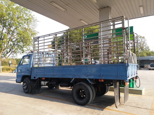 ขาย6ล้อNPR115 แรงช่วงล่างFหลัง เครื่องแน่น แชชซีสวย ภาษีเต็มคอกเหล็ก พื้นเหล็ก ตรงเหล็ก สภาพพร้อมใช้งาน