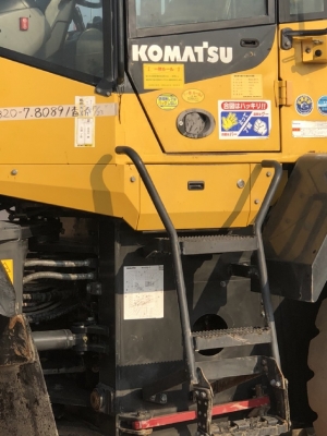ขายรถตักล้อยาง KOMATSU WA320-7 ปี 2015 นำเข้าเองจากญี่ปุ่น สภาพสวยพร้อมใช้ มีVDOการทำงานครับ